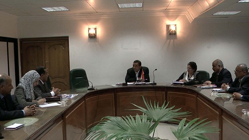 محافظ سوهاج يرأس انعقاد اللجنة الاستشارية للسلامة والصحة وتأمين بيئة العمل